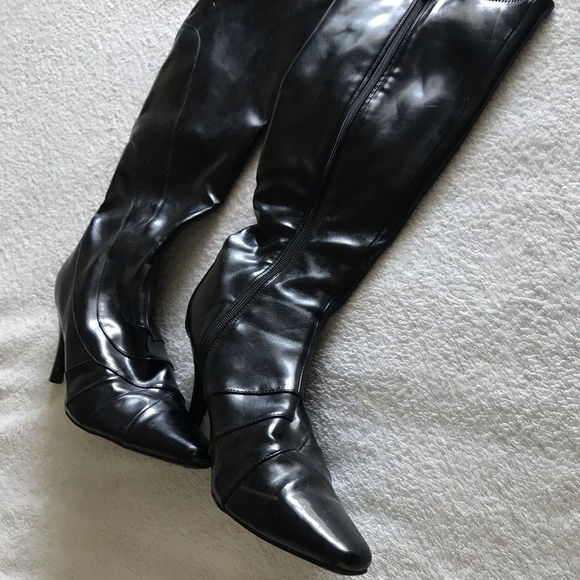 Black Tall Heels - Picture 3 of 3